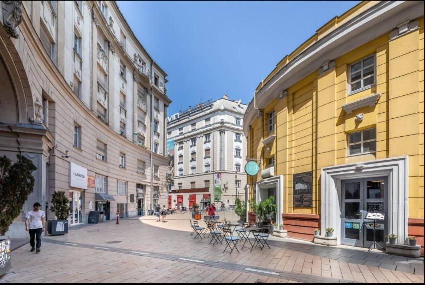2br & 2balcony By Nw * Budapesta
